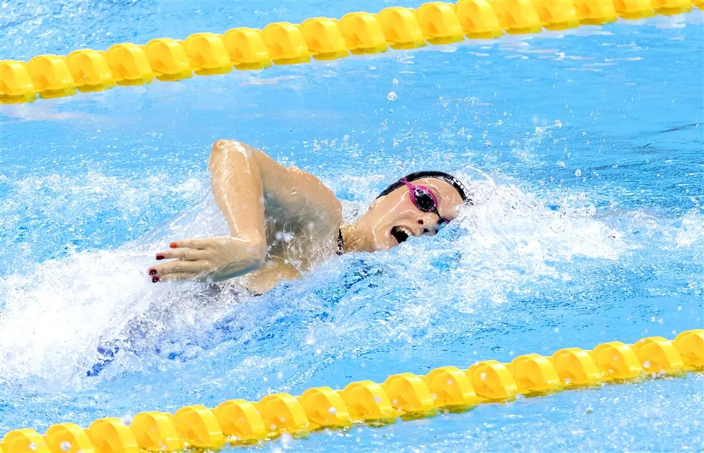 zwemsters vierde op de 4x100 vrij1470538147