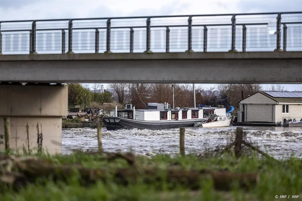 brug stuwweg maastricht dreigt in te storten1704360352