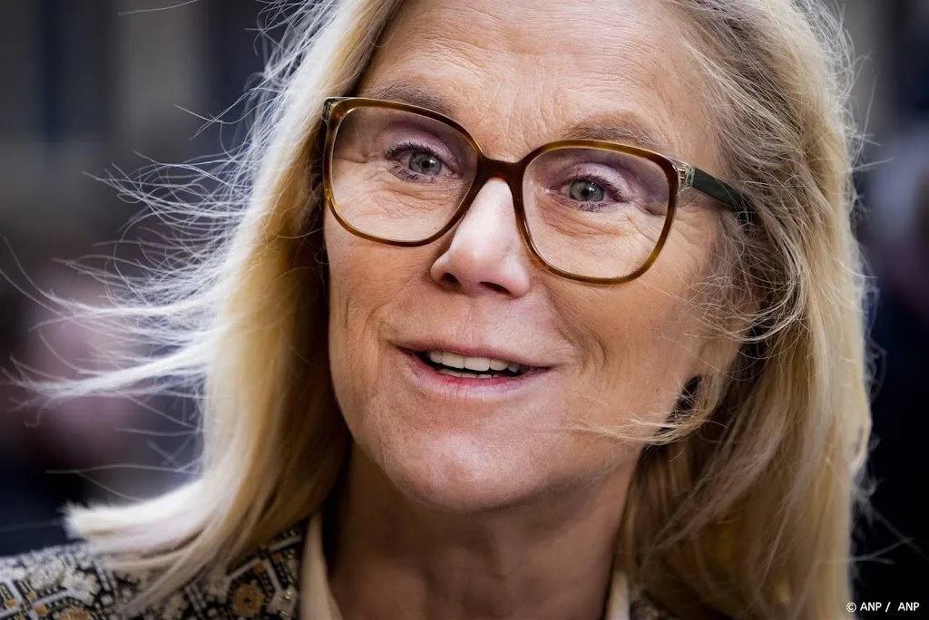 sigrid kaag begint aan haar nieuwe baan jetten nu vicepremier1704683461