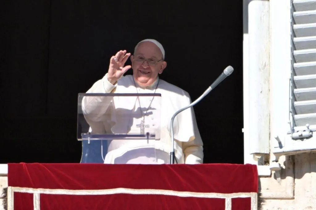 vaticaan keurt zegening goed voor stellen van zelfde geslacht1702910768