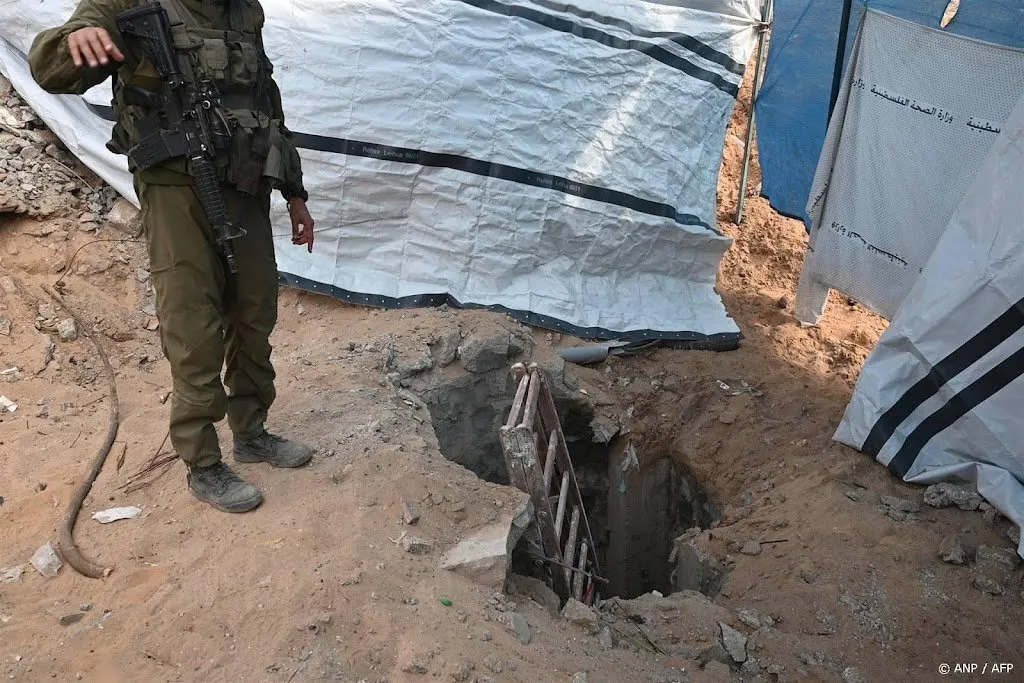 wsj israel overweegt tunnels gaza vol zeewater te spuiten1701745293