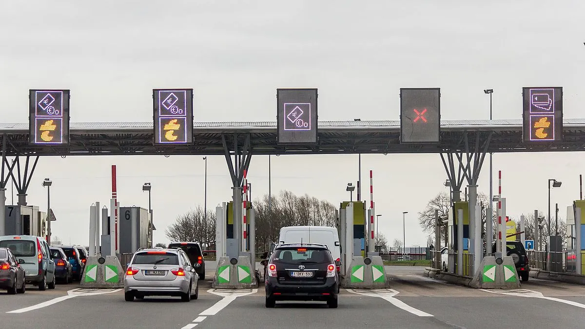 autoroute a2 barriere de peage de hordain 5705