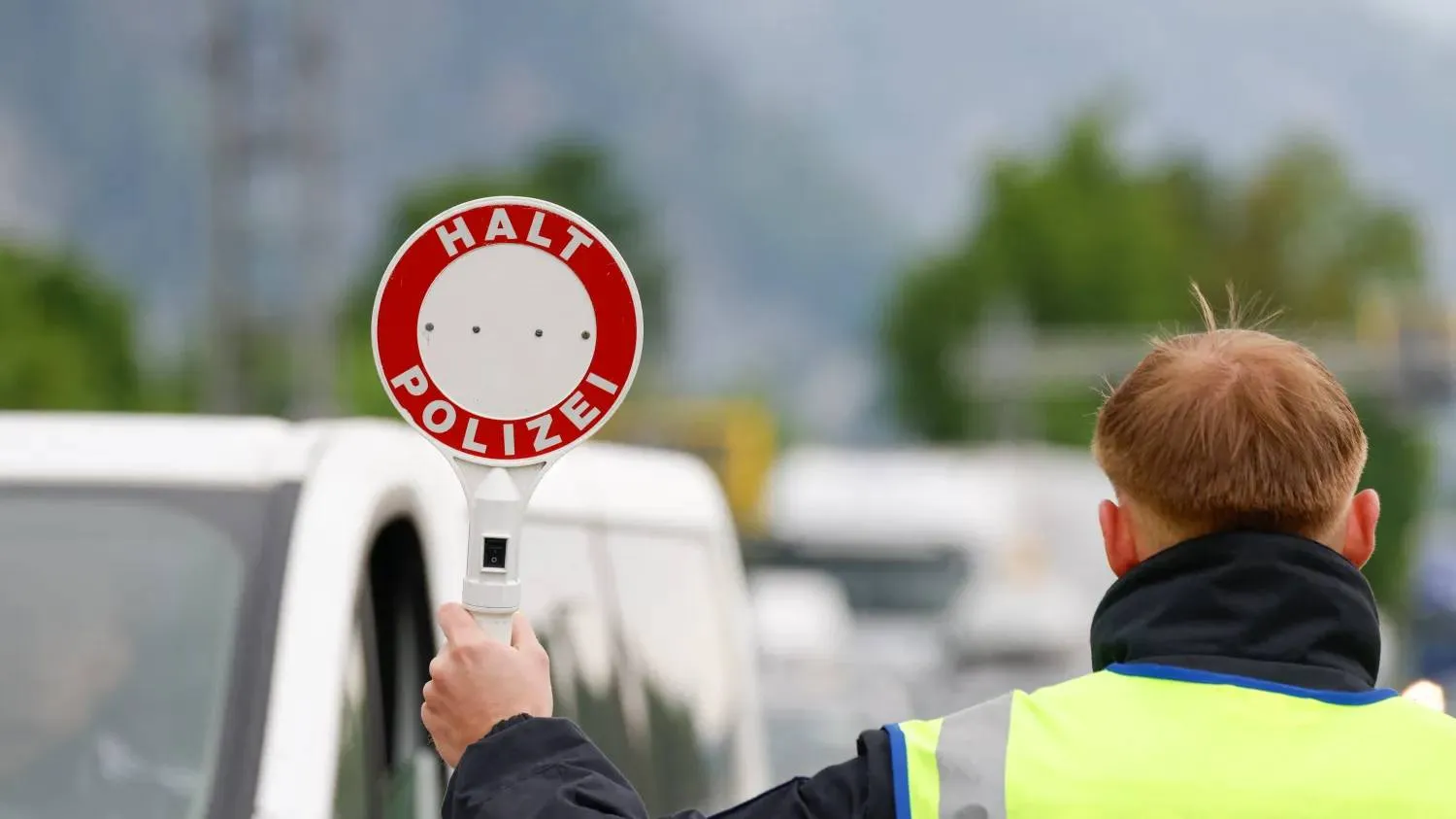 _79bd80de-b7d8-4ca8-8235-85837e29f946