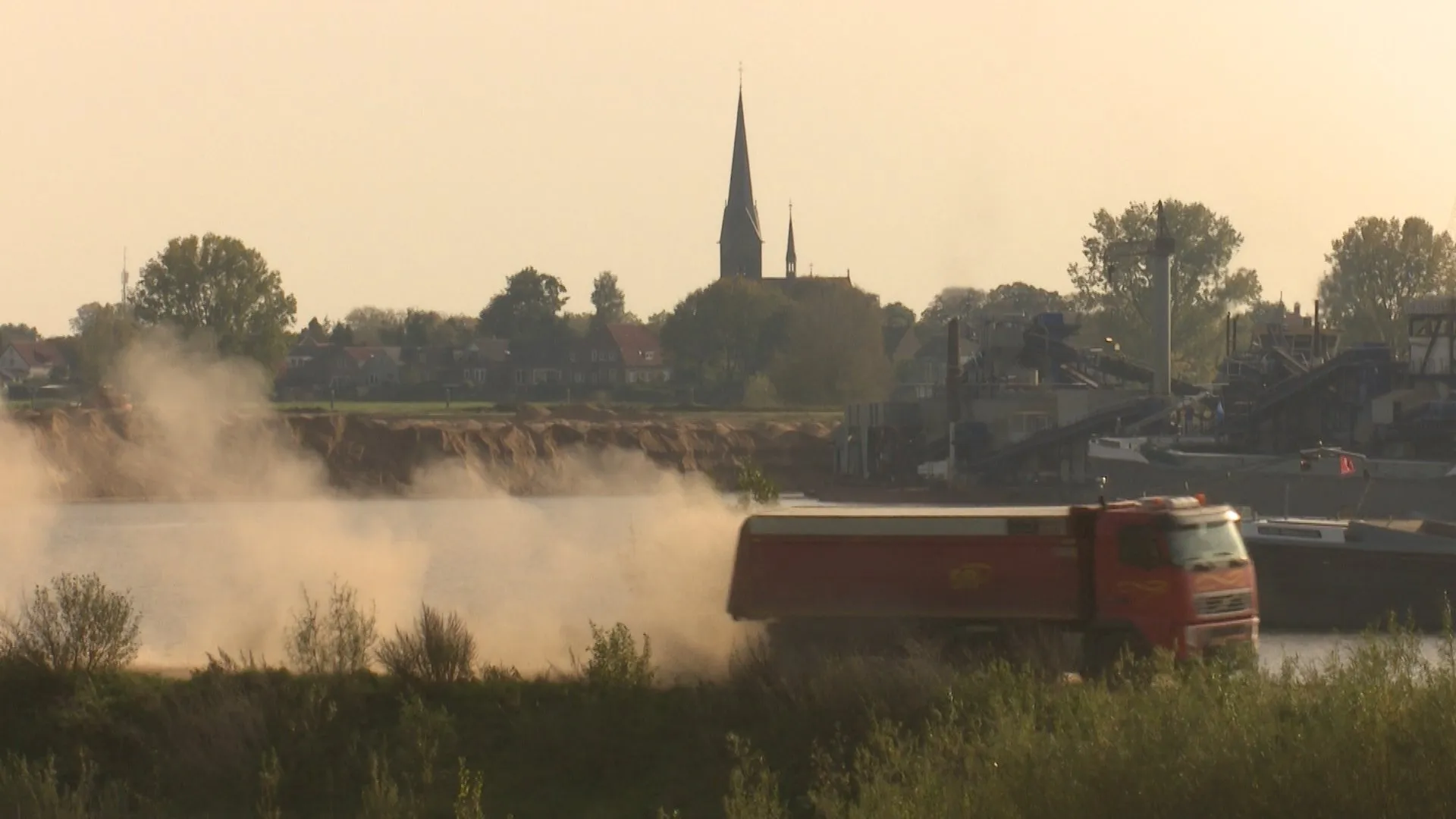 1 foto maas vrachtwagen 1