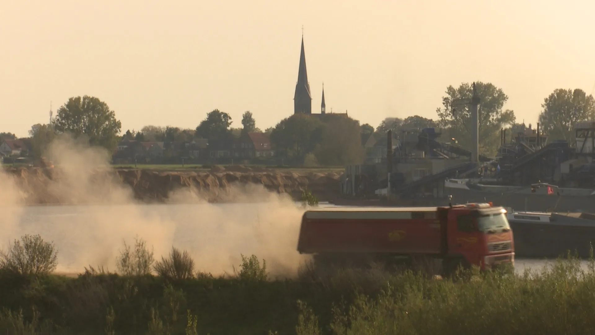 1 foto maas vrachtwagen 1