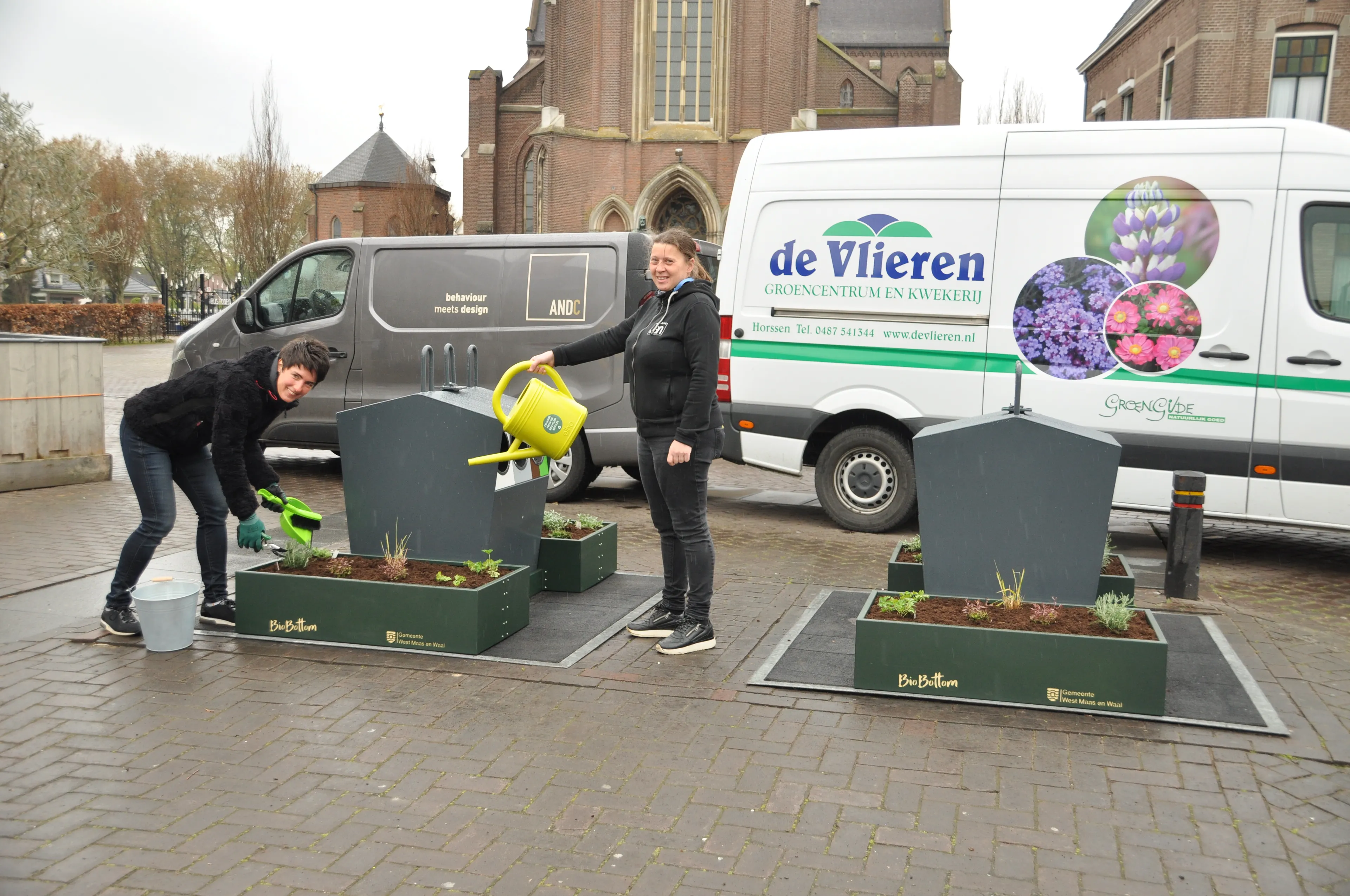 210607 opening containertuintje dreumel