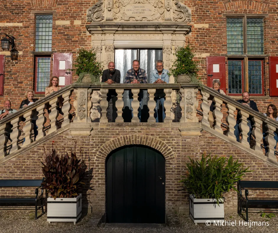 behind the scenes foto 6