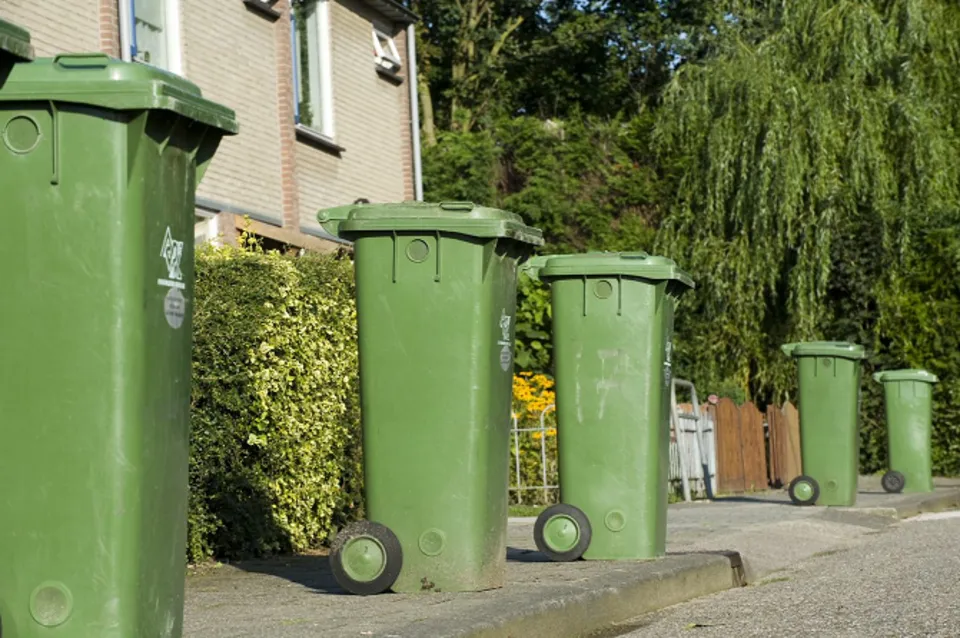 csm groene containers in straat c0f7abdbd9
