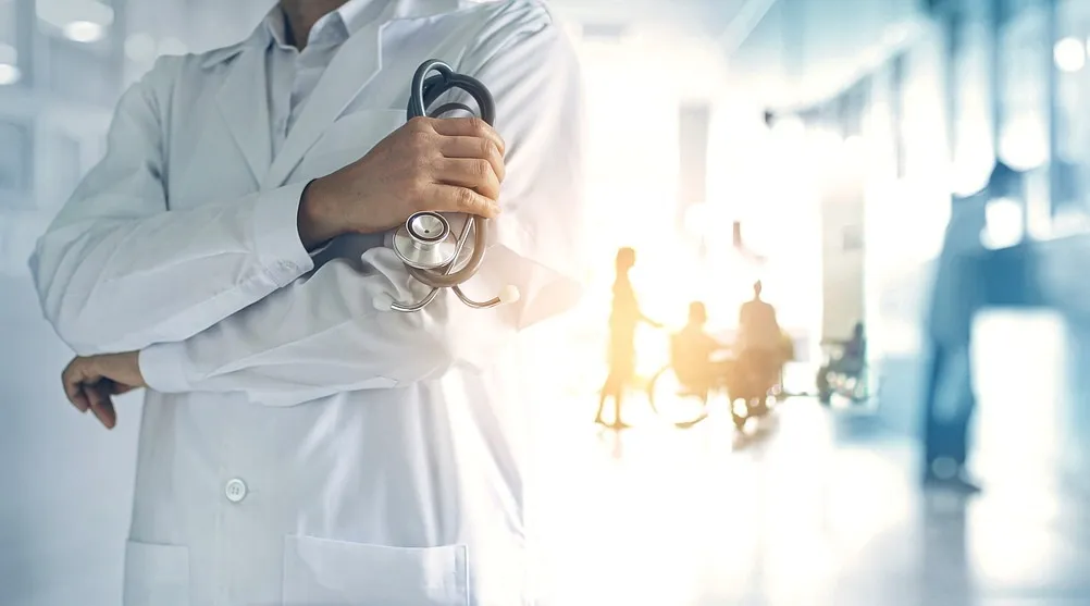dokter ziekenhuis tungnguyen0905 pixabay
