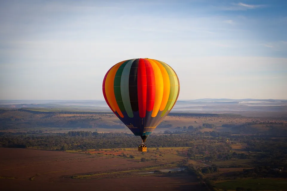hot air ballooning 1247633 960 720