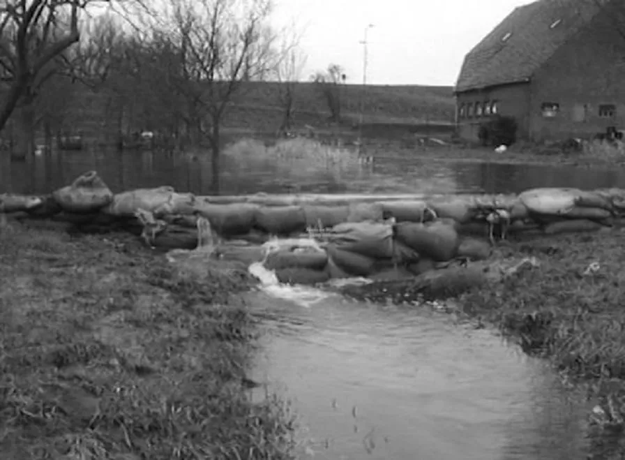 kwelwater achter de dijk dreumel