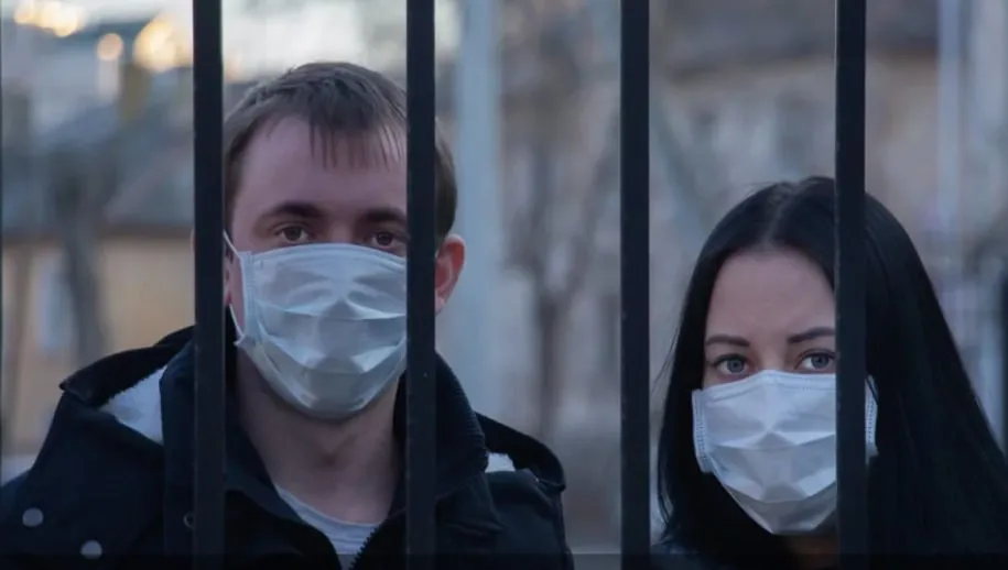 lockdown pixabay 915x5181