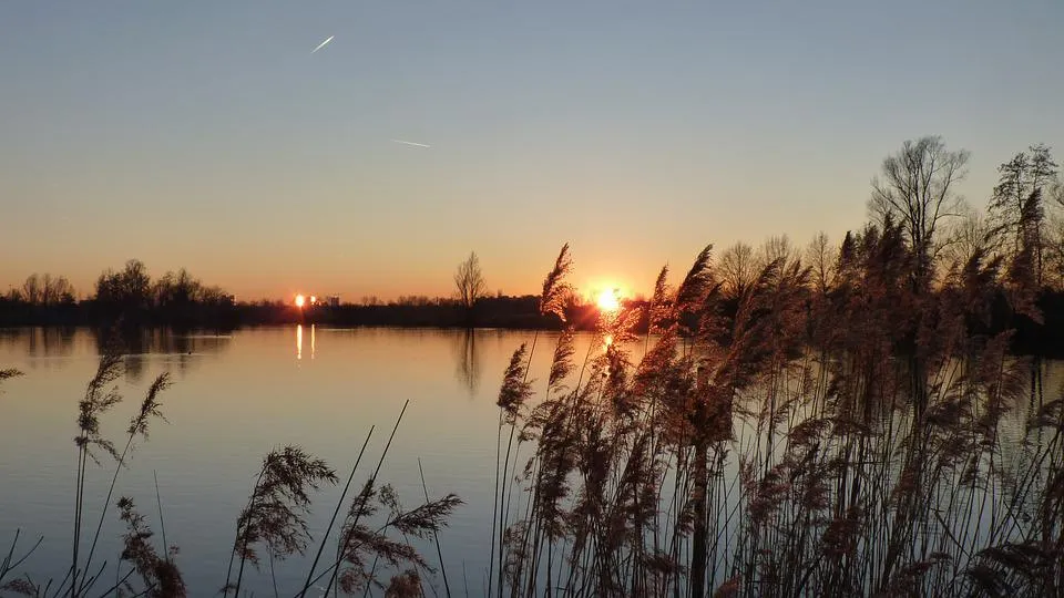 rivier zomaarwatzwerven pixabay