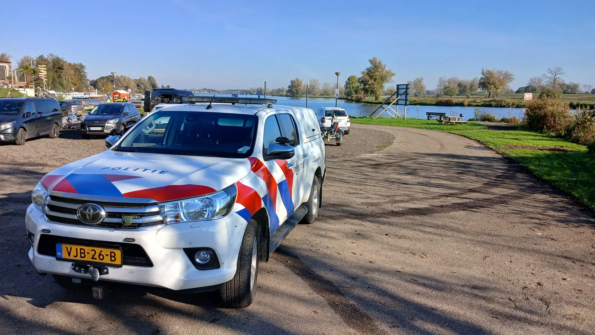 99b3ba65 7ad2 4f1f 9fa8 b349187c4632