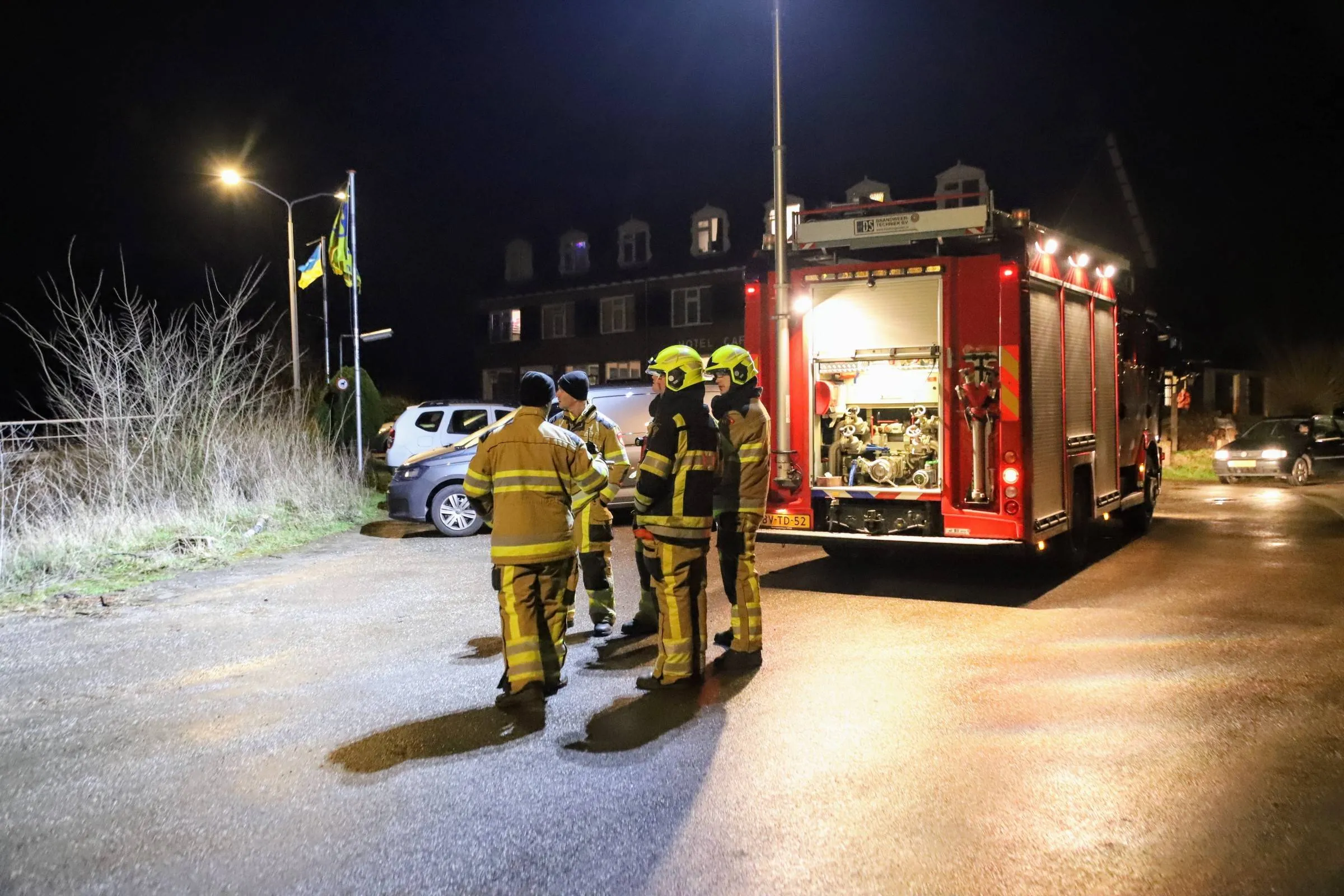 8b5f1df1 4b95 46f7 ab8f 09808207087a