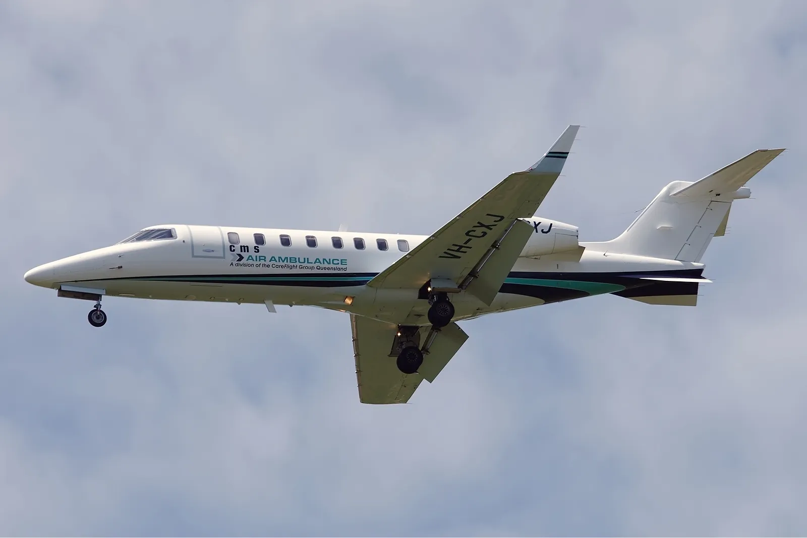 cms air ambulance bombardier learjet 45 drw butler