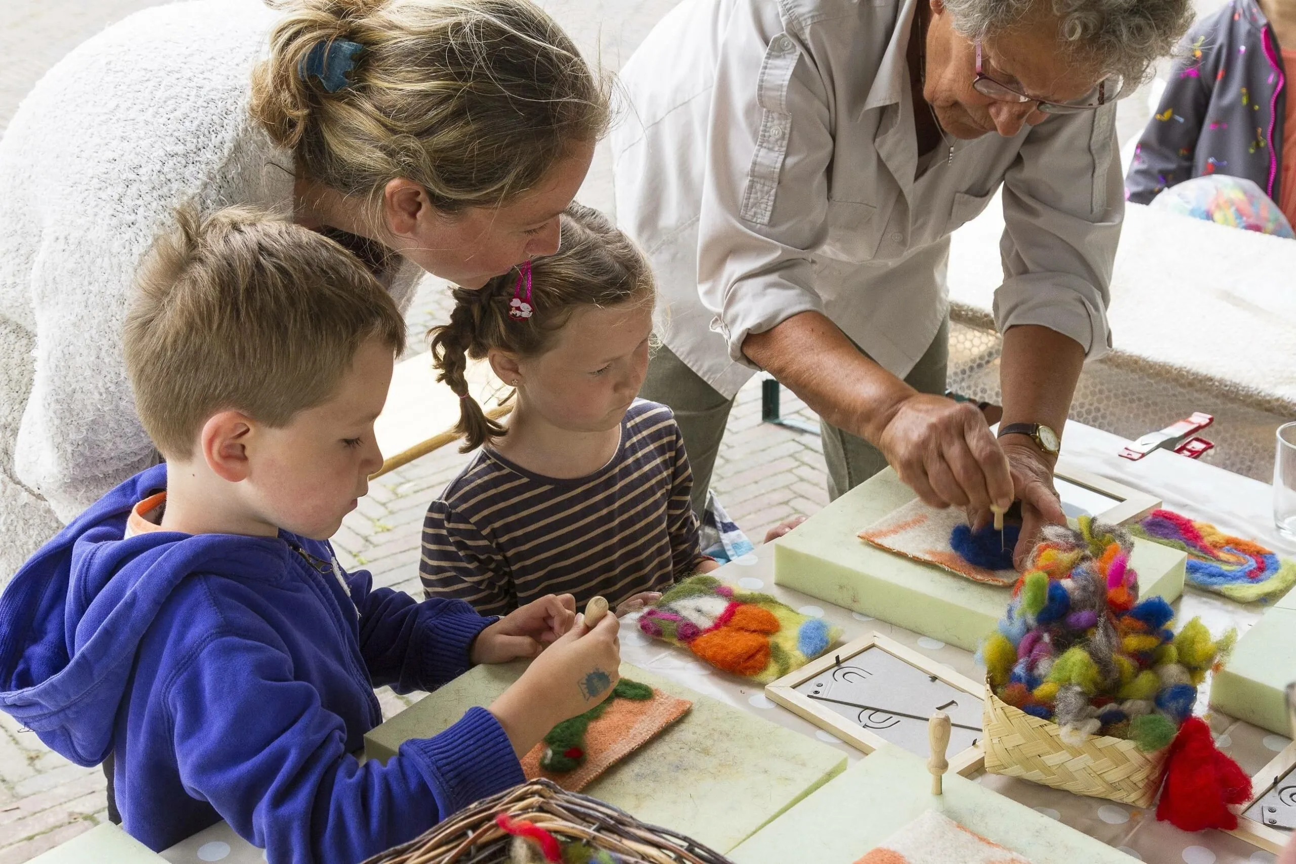 dwv schilderijtjes vilten met wol andries de la lande cremer scaled
