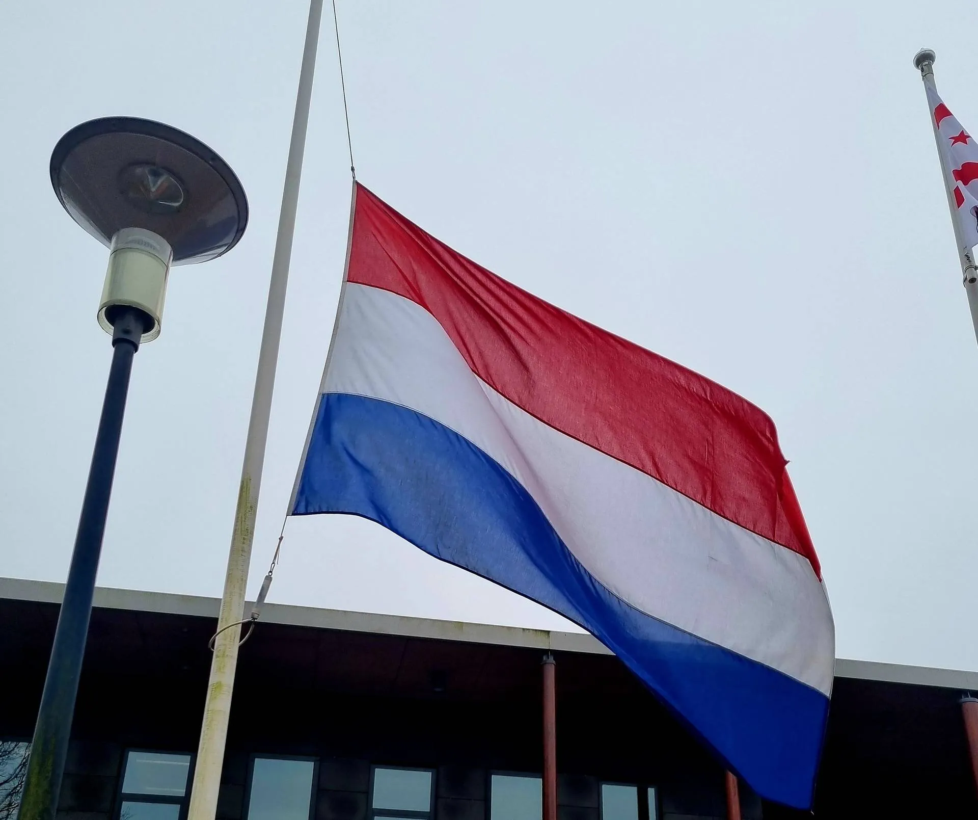 wes vlag halfstrok