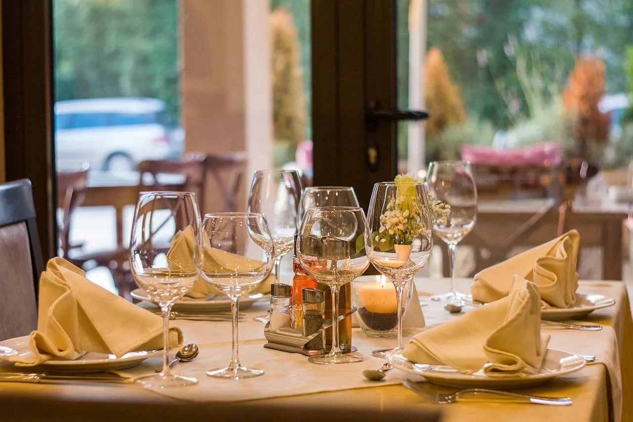 pixabay diner restaurant 449952 1280