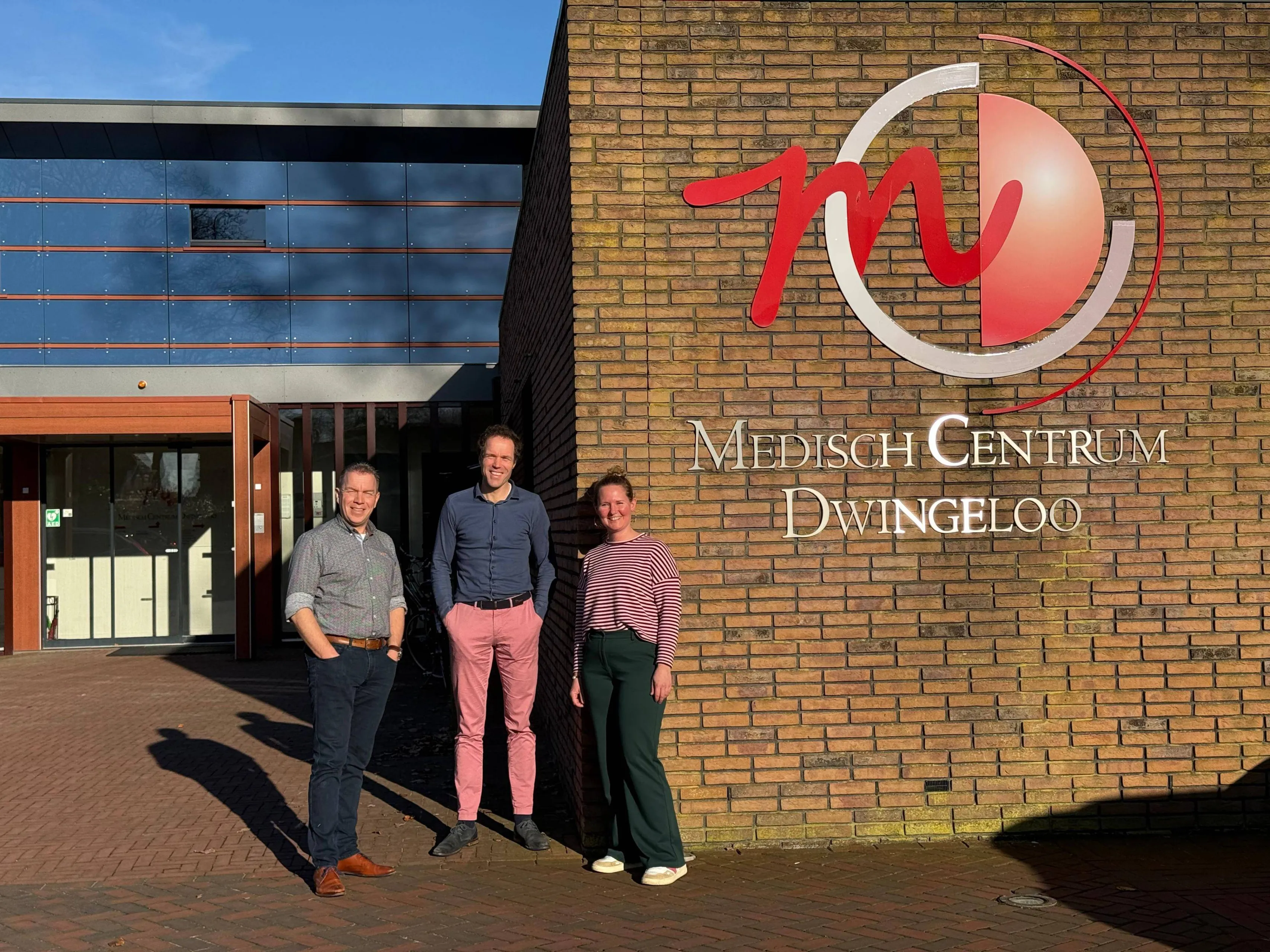 Dwingeloo praktijk Foto krant (1)