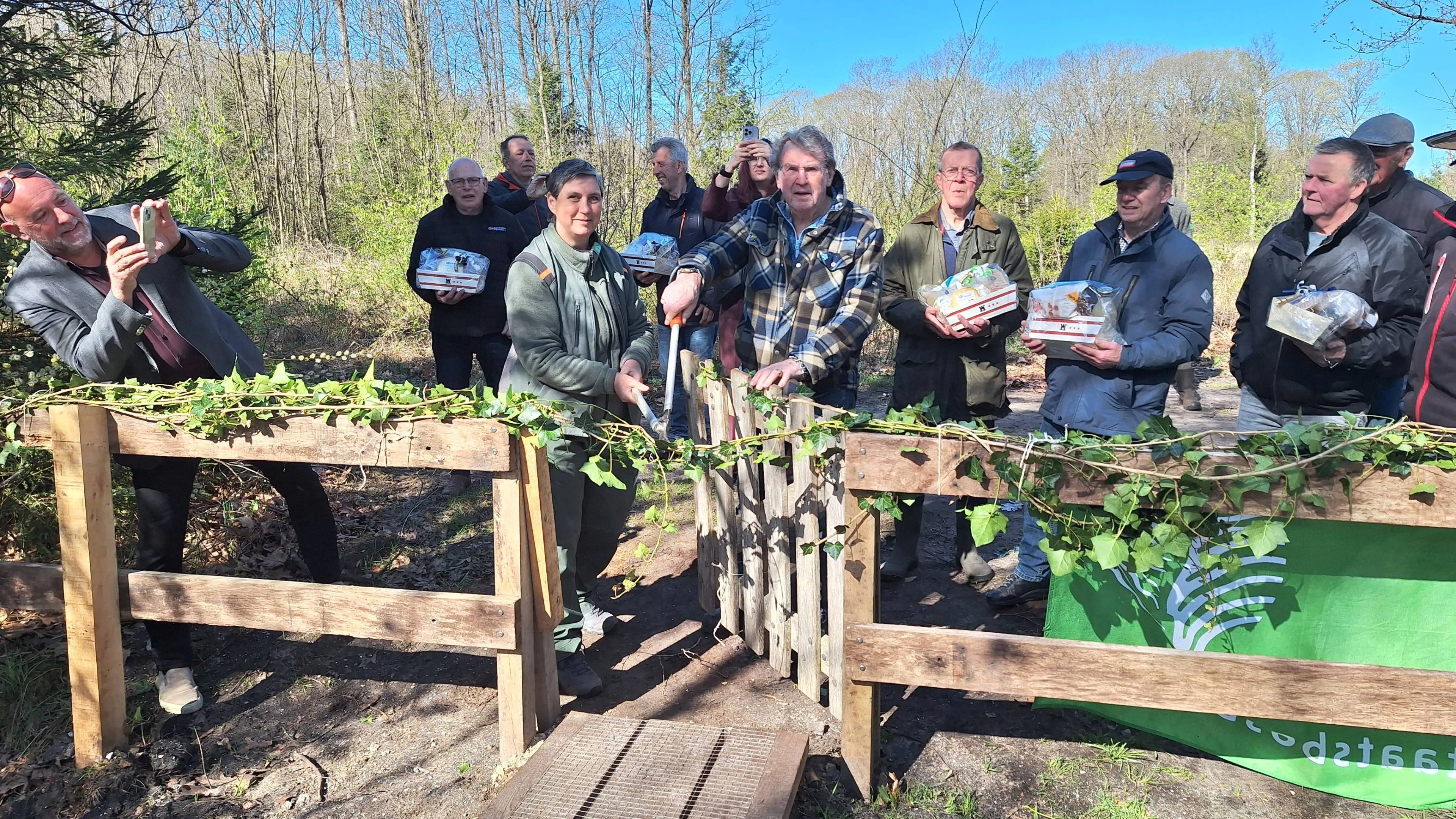 Hoogersmilde openings handeling plankenpad