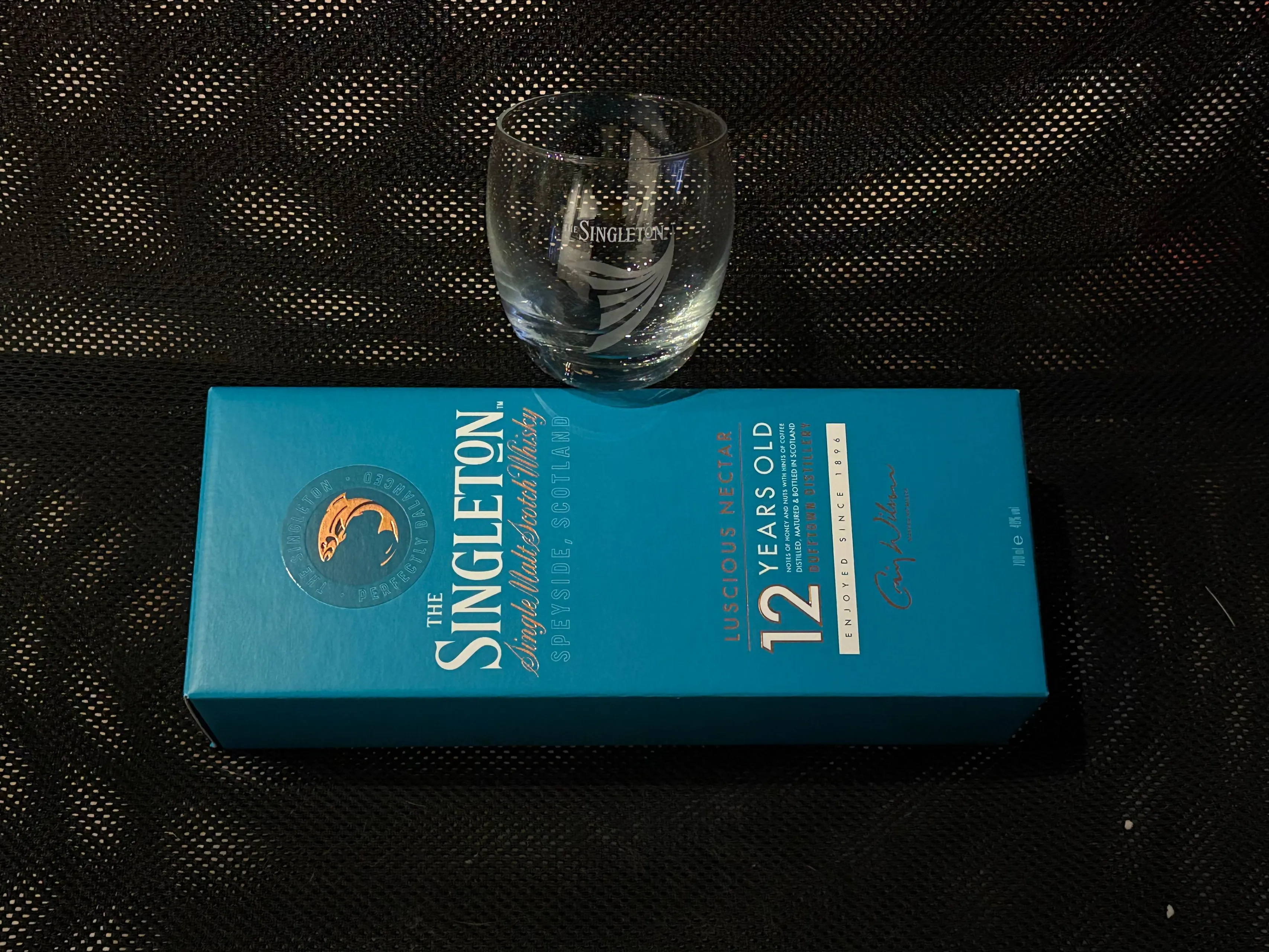 singleton glas