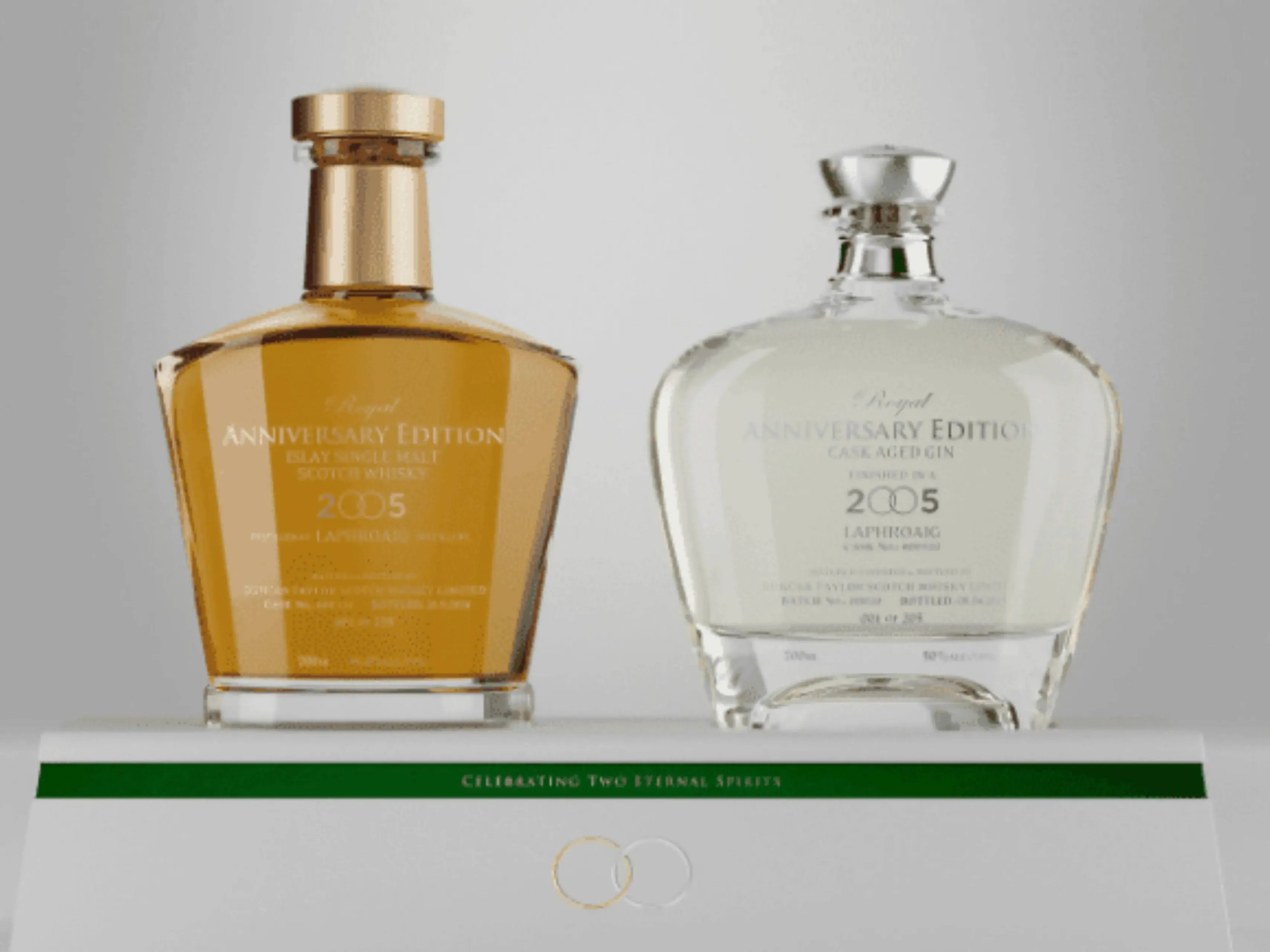Duncan Taylor Charles III Anniversary Set