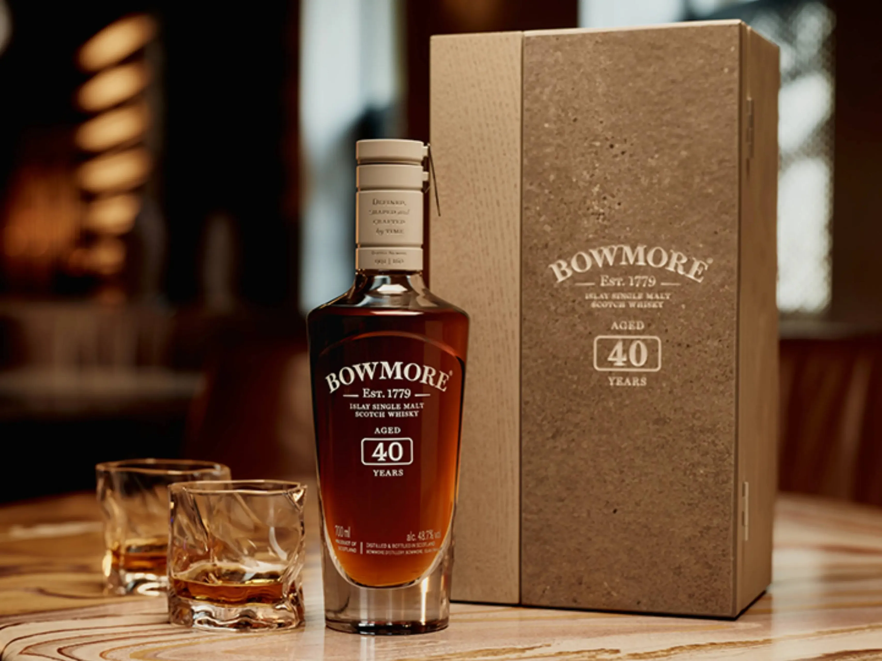 Bowmore 40YO whisky