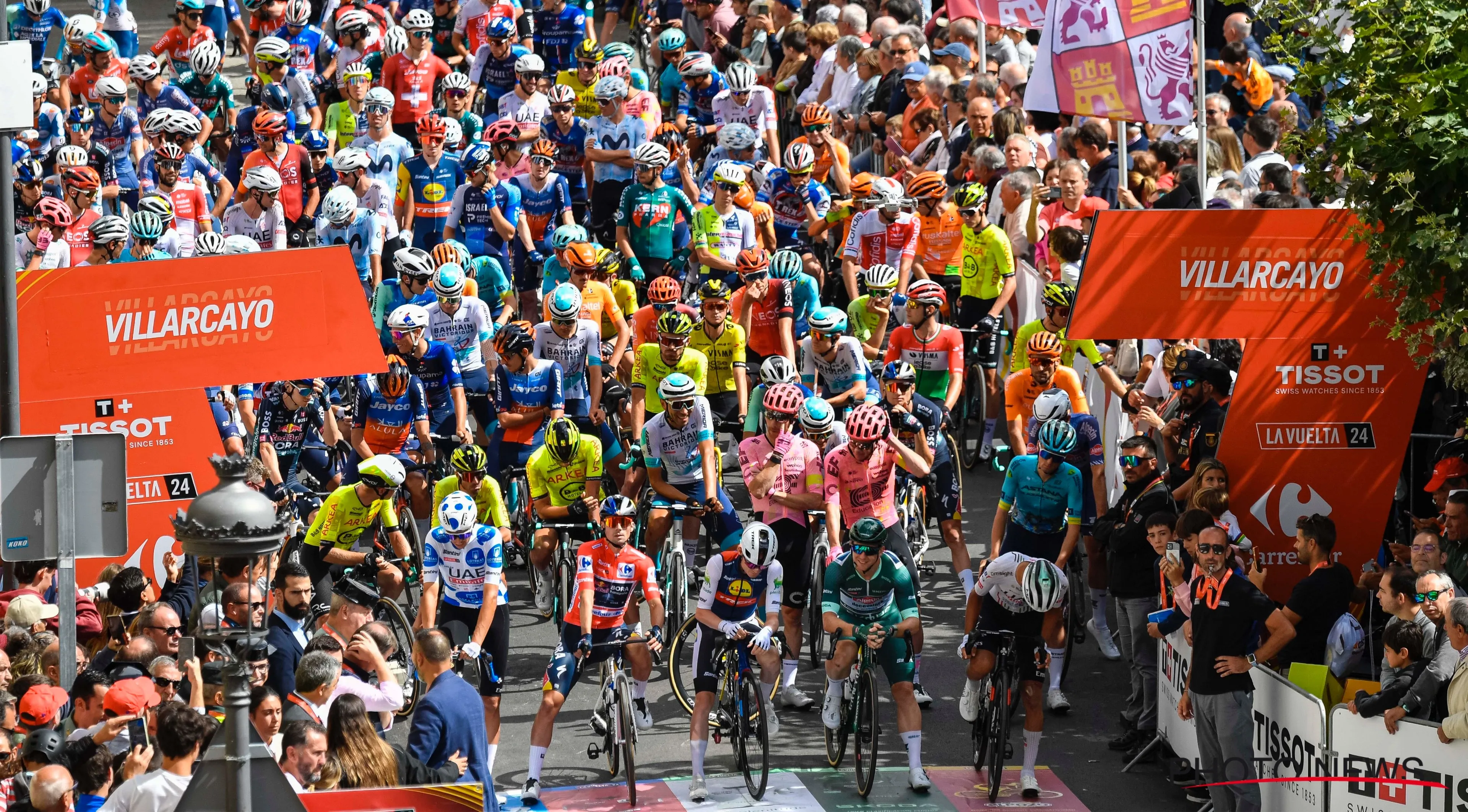 PHOTONEWS_11108593-022