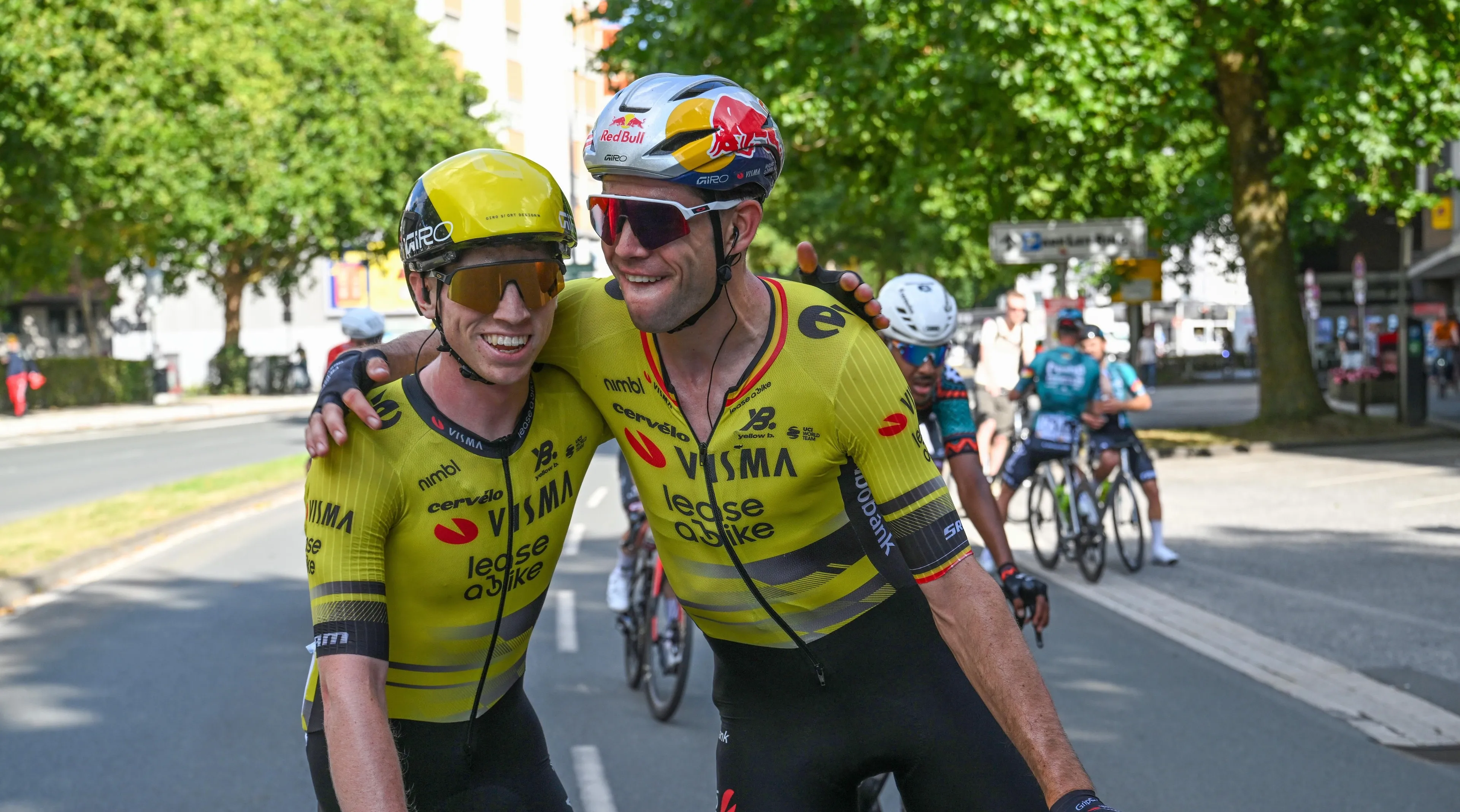 PHOTONEWS_11161420-280