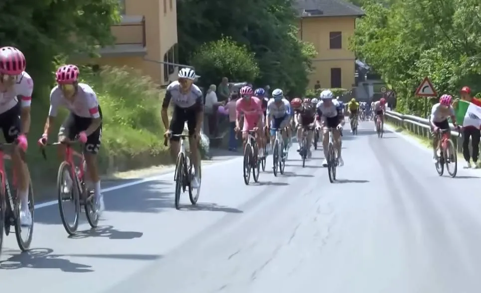 Schermopname_23-3-2026_165749_www.youtube.com