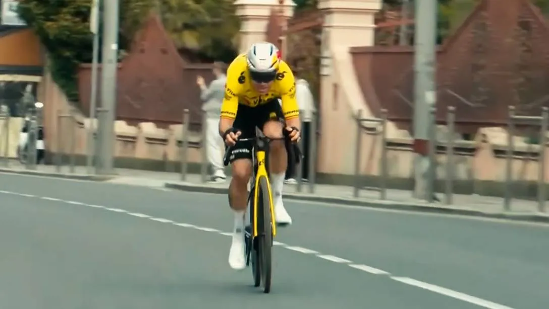 Schermopname_25-3-2026_9820_www.youtube.com