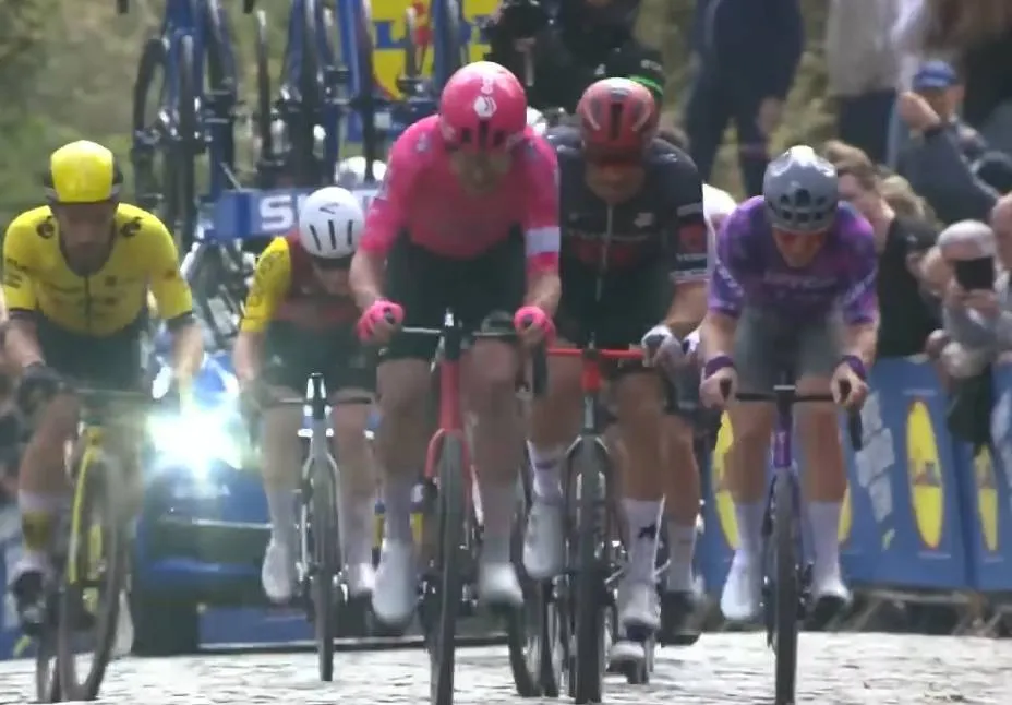 Schermopname_29-3-2026_9956_www.youtube.com