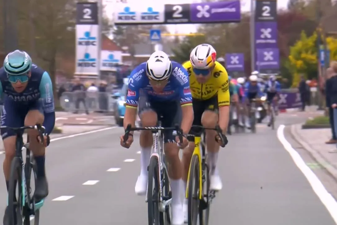 Schermopname_30-3-2026_123024_www.youtube.com