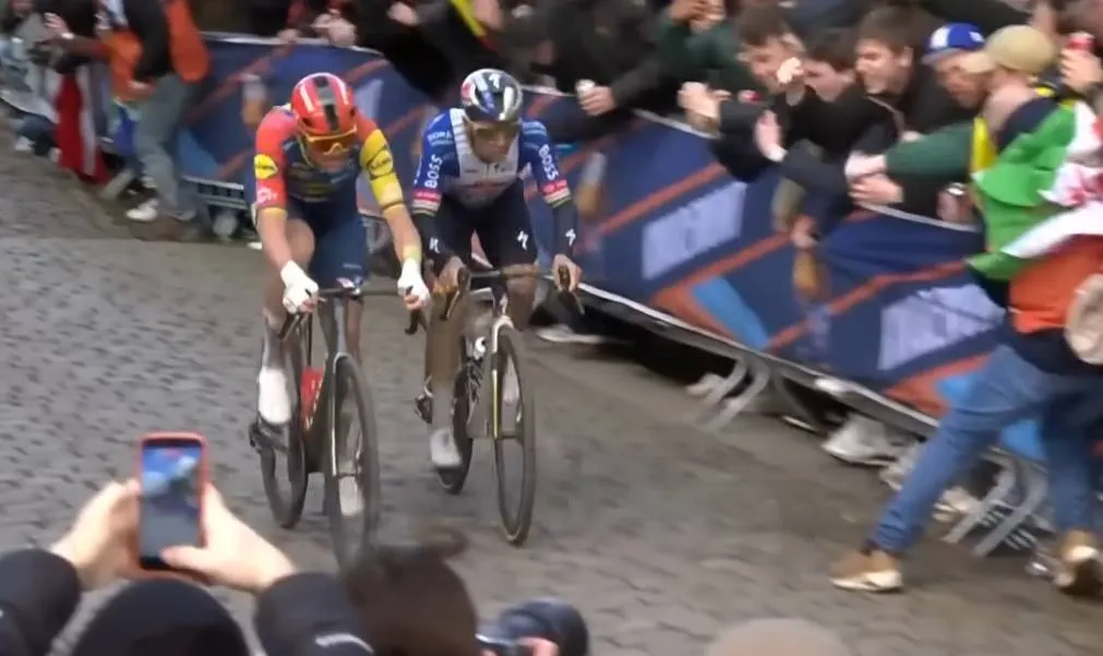 Schermopname_11-4-2026_11947_www.youtube.com