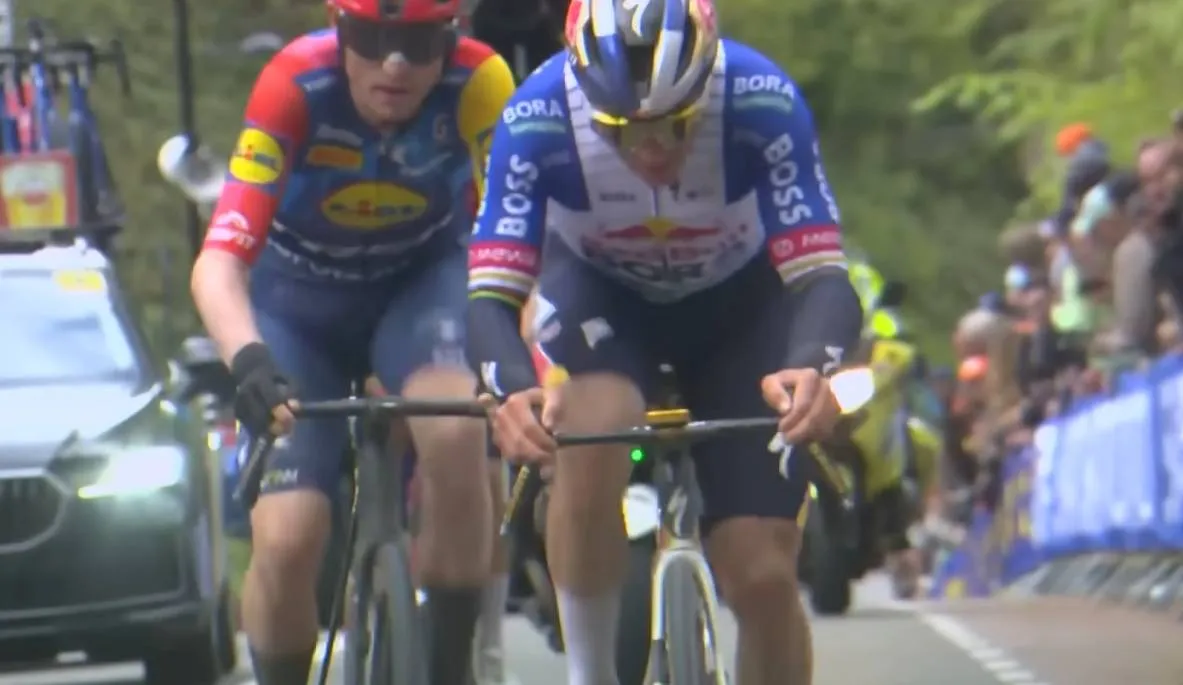 Schermopname_21-4-2026_212021_www.youtube.com