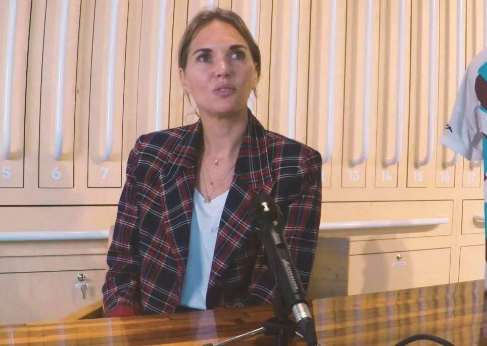 Schermopname_4-4-2026_11218_www.youtube.com