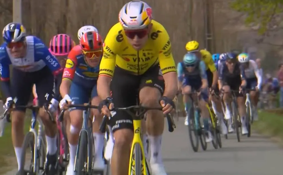 Schermopname_4-4-2026_213314_www.youtube.com