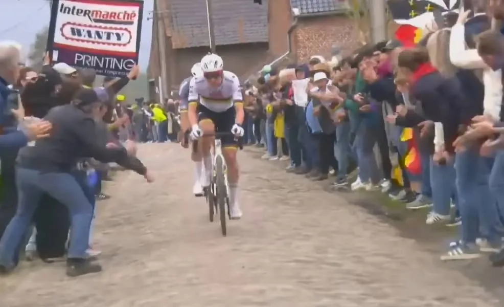 Schermopname_8-4-2026_212833_www.youtube.com