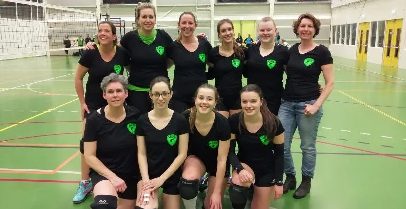 4e damesteam trivos kampioen 00 e1552724269813