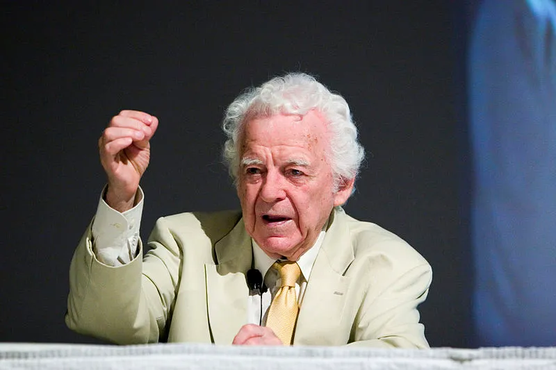 800px benjamincremenyclecture2008