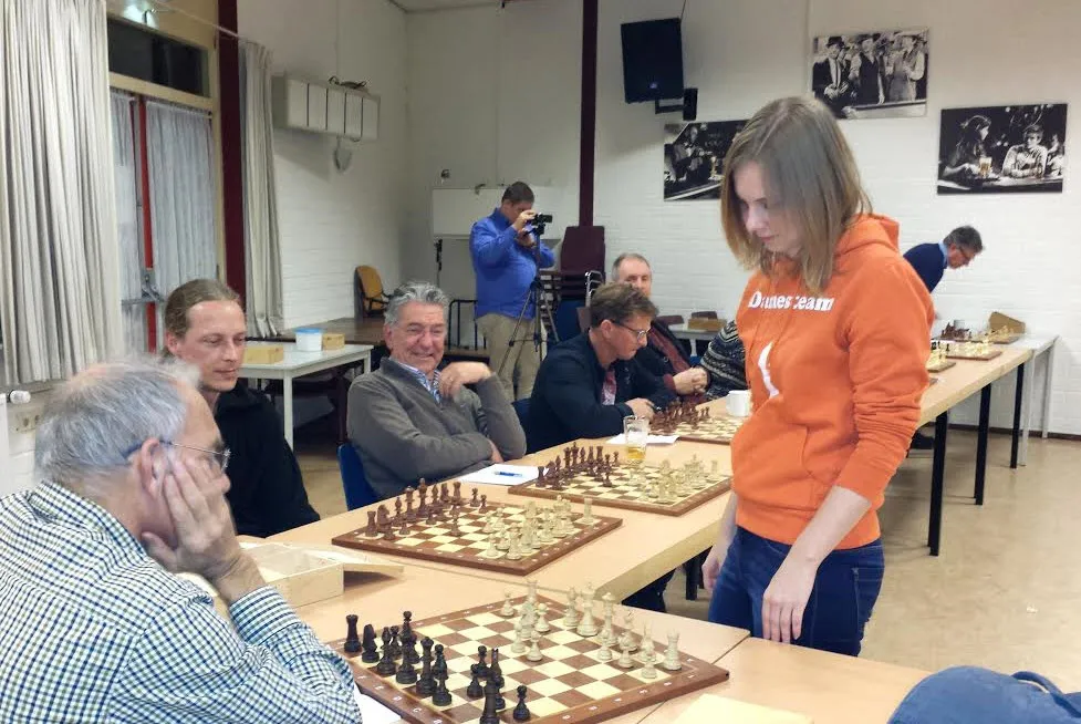 anne haast het kasteel 271115 01