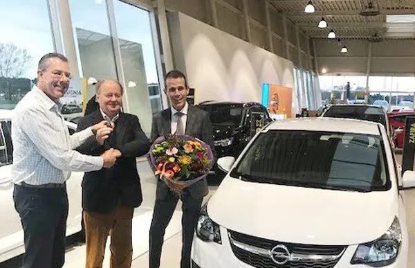 auto hofmans at home 02