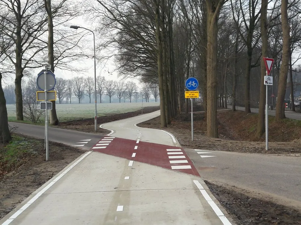 belijning fietspadtweeten 1615211146454