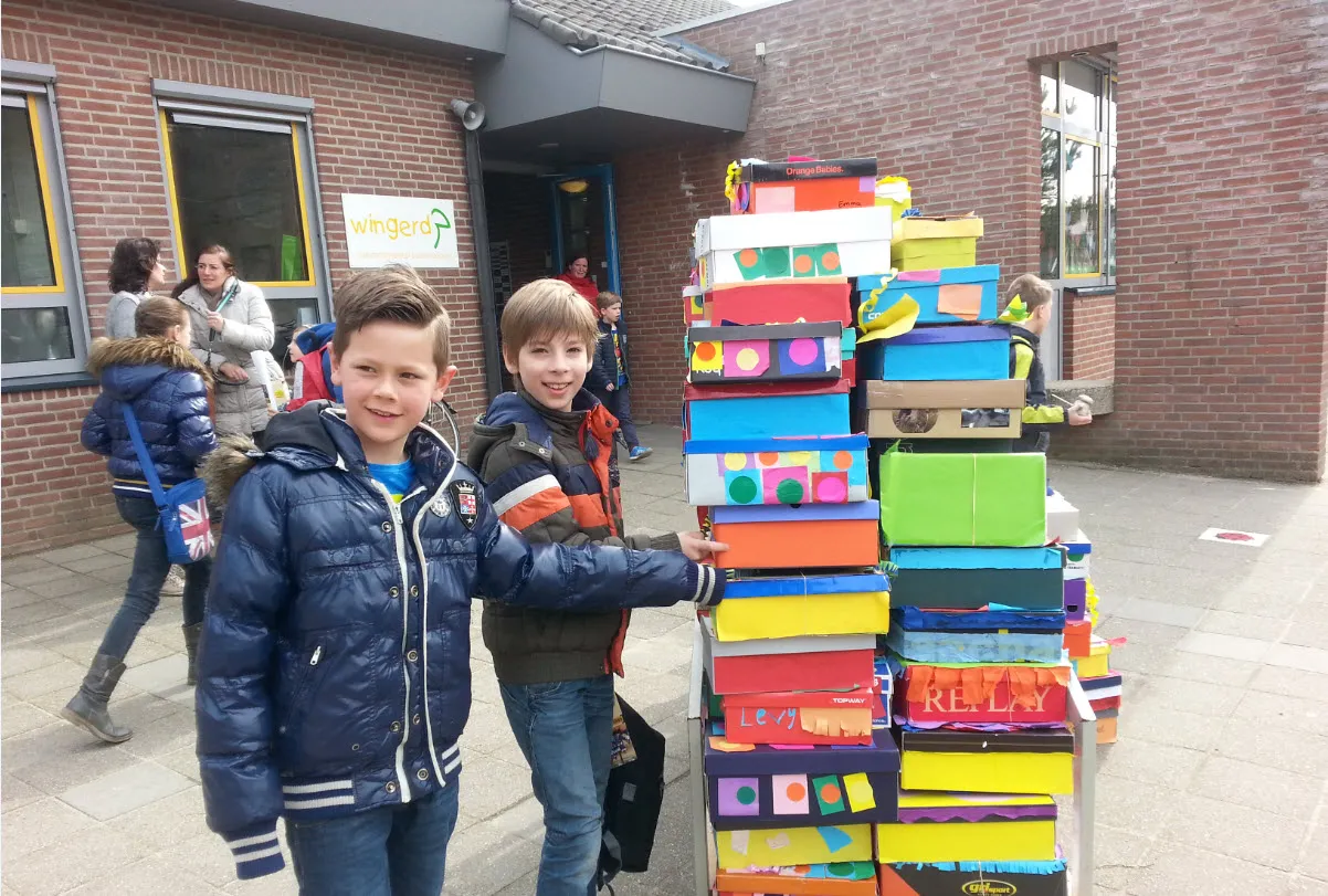 casey troy gevulde schoenendozen 01