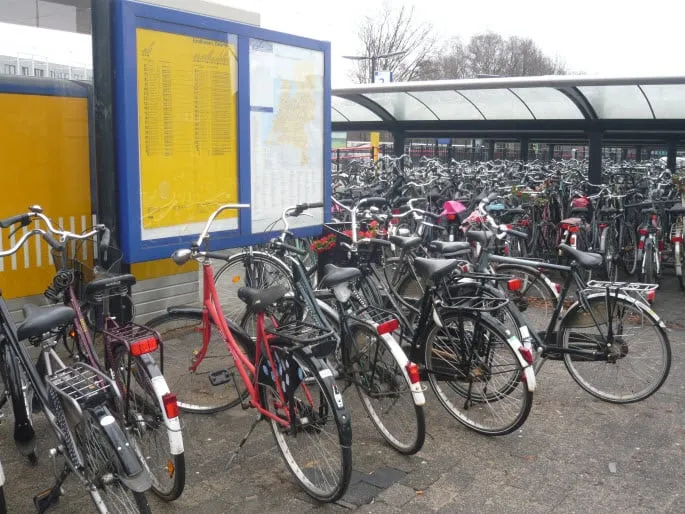 fietsen station 01