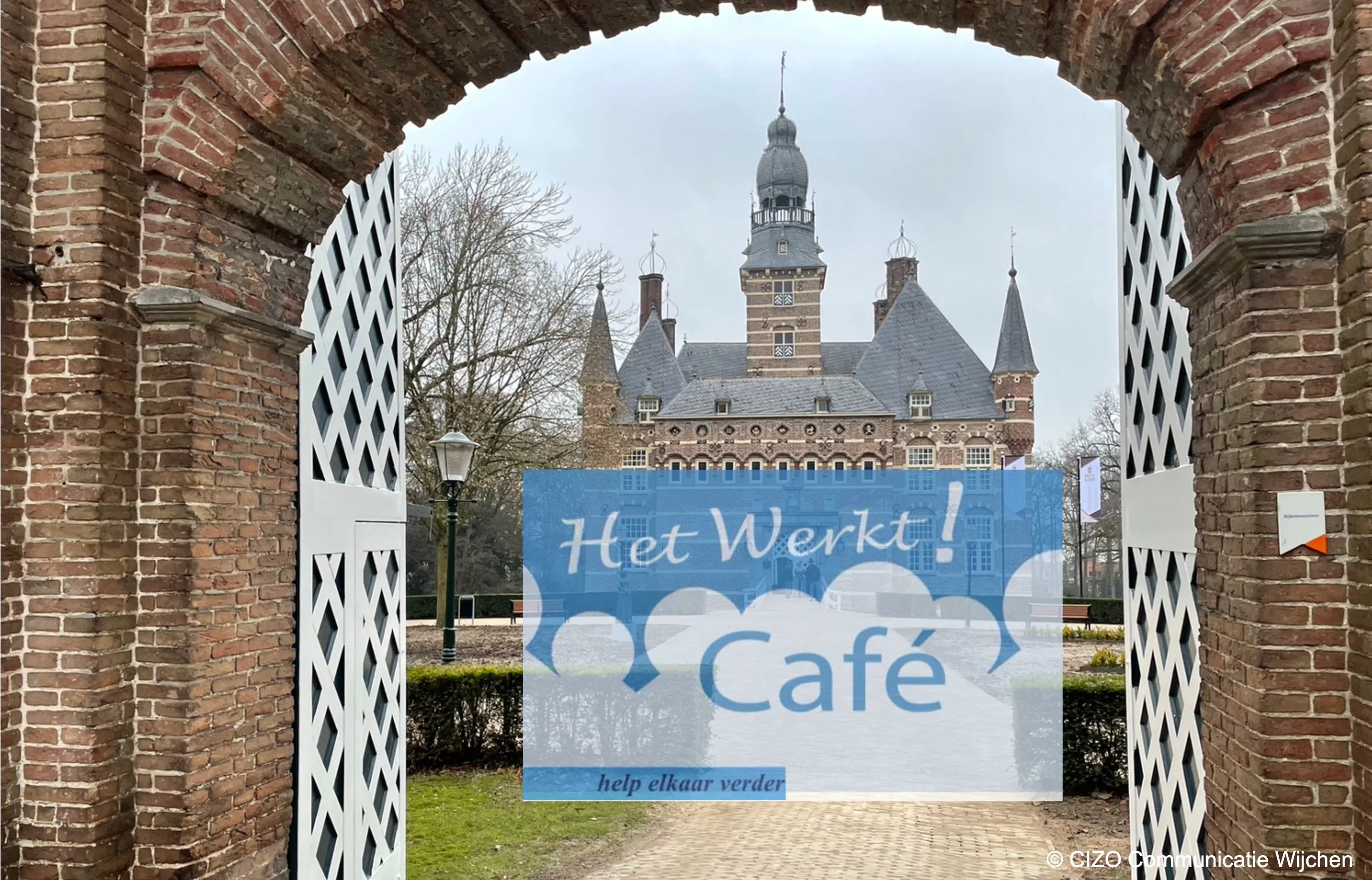 hetwerktcafe met kasteel