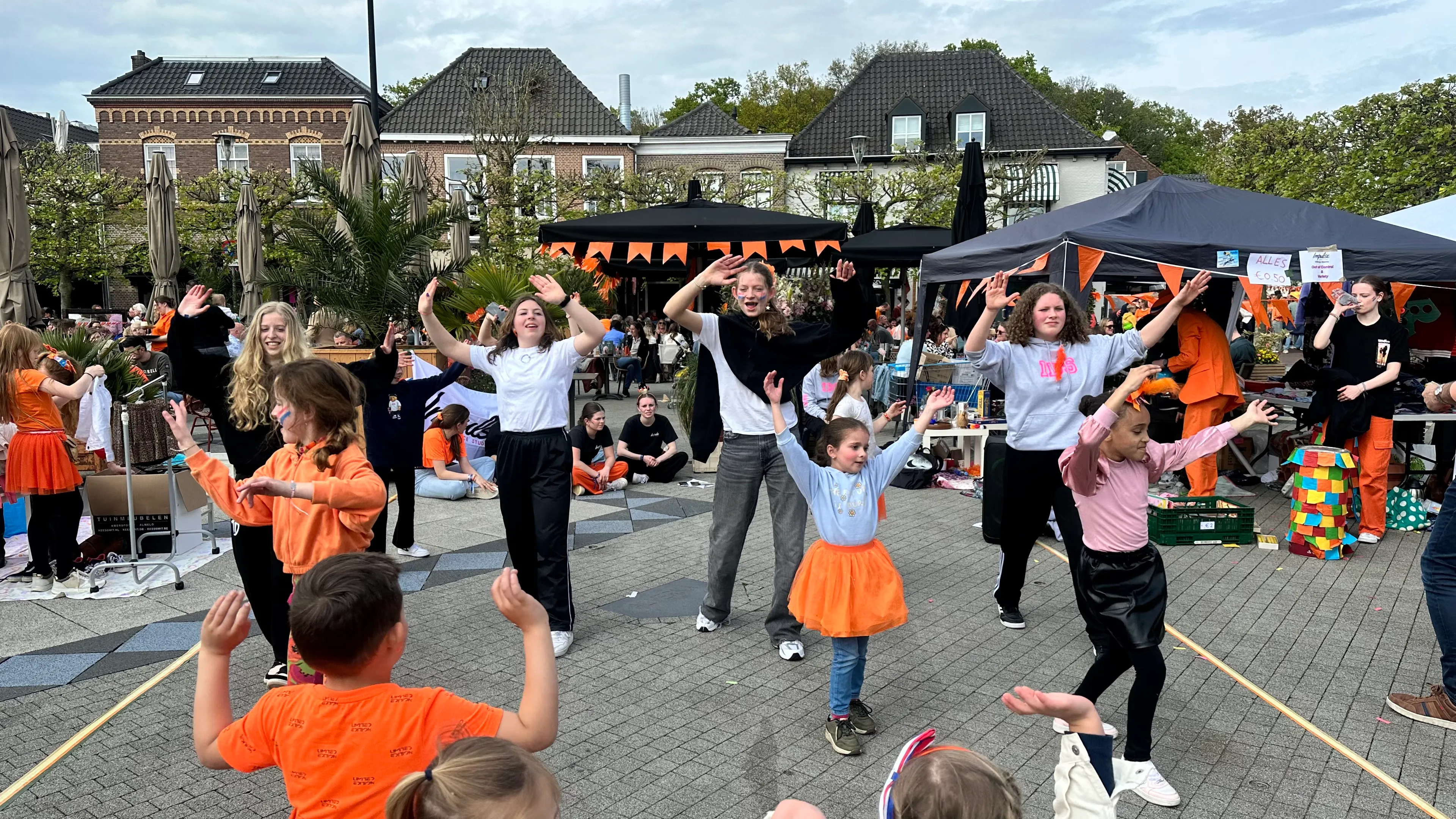 img 4800 2koningsdag wijchen 27 04 2024 cizo