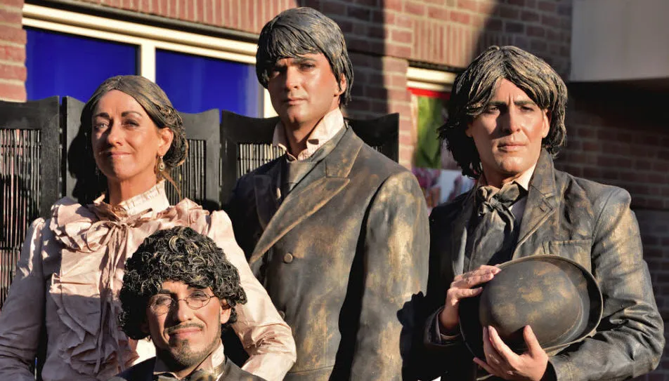 living statues 04 e1567156987832