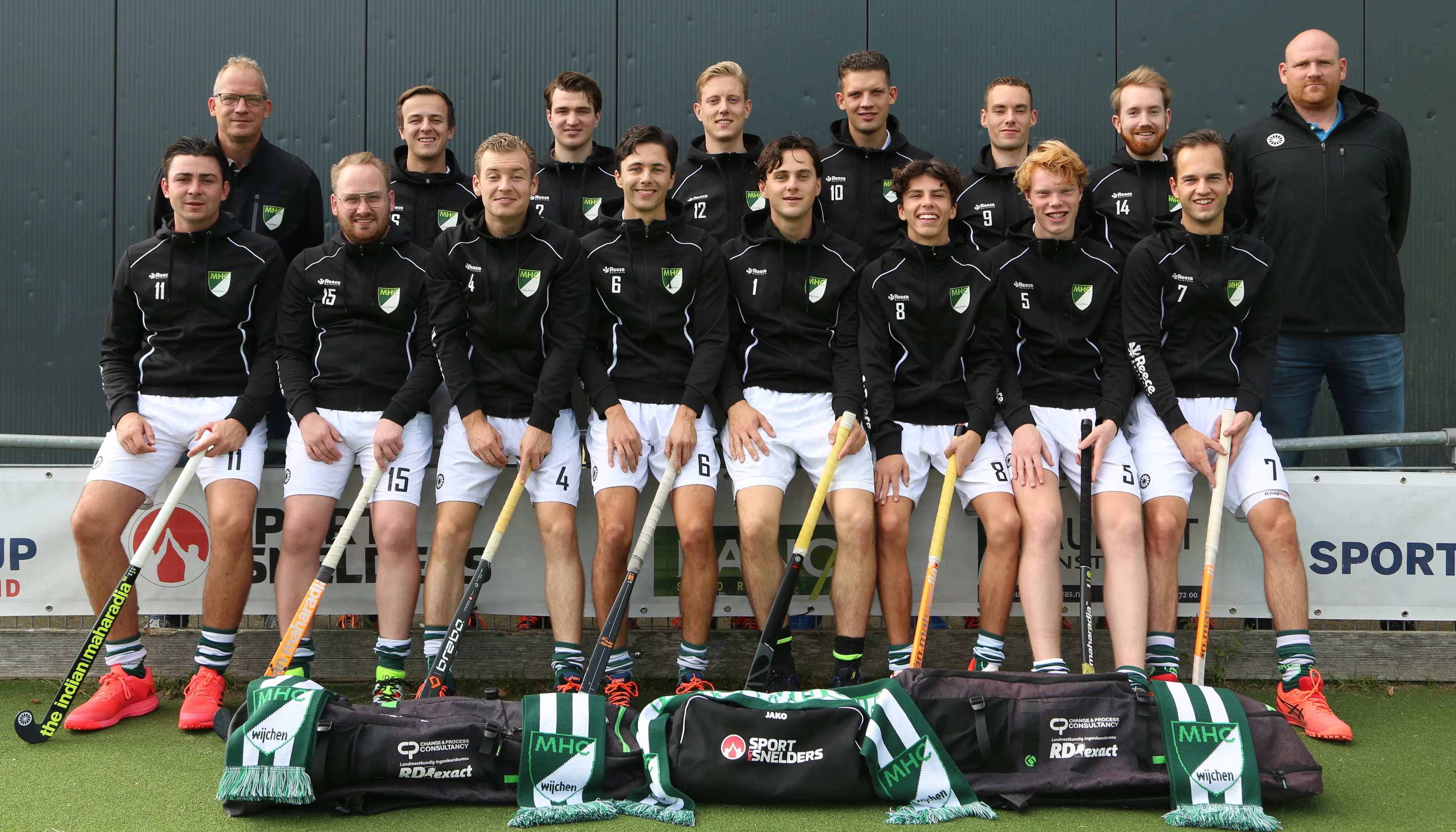 mannen mhc wijchen zwart shirt